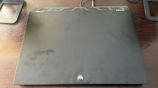 Acer Predator Helios 18 closed lid