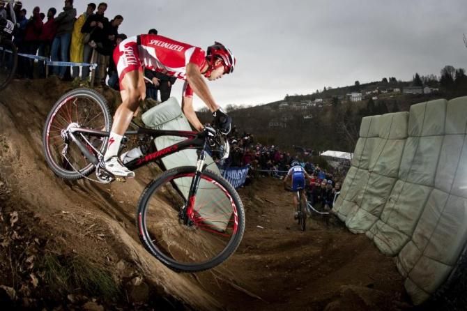 Kohei Yamamoto (Specialized Racing) descending on his Epic 29er at the Houffalize World Cup