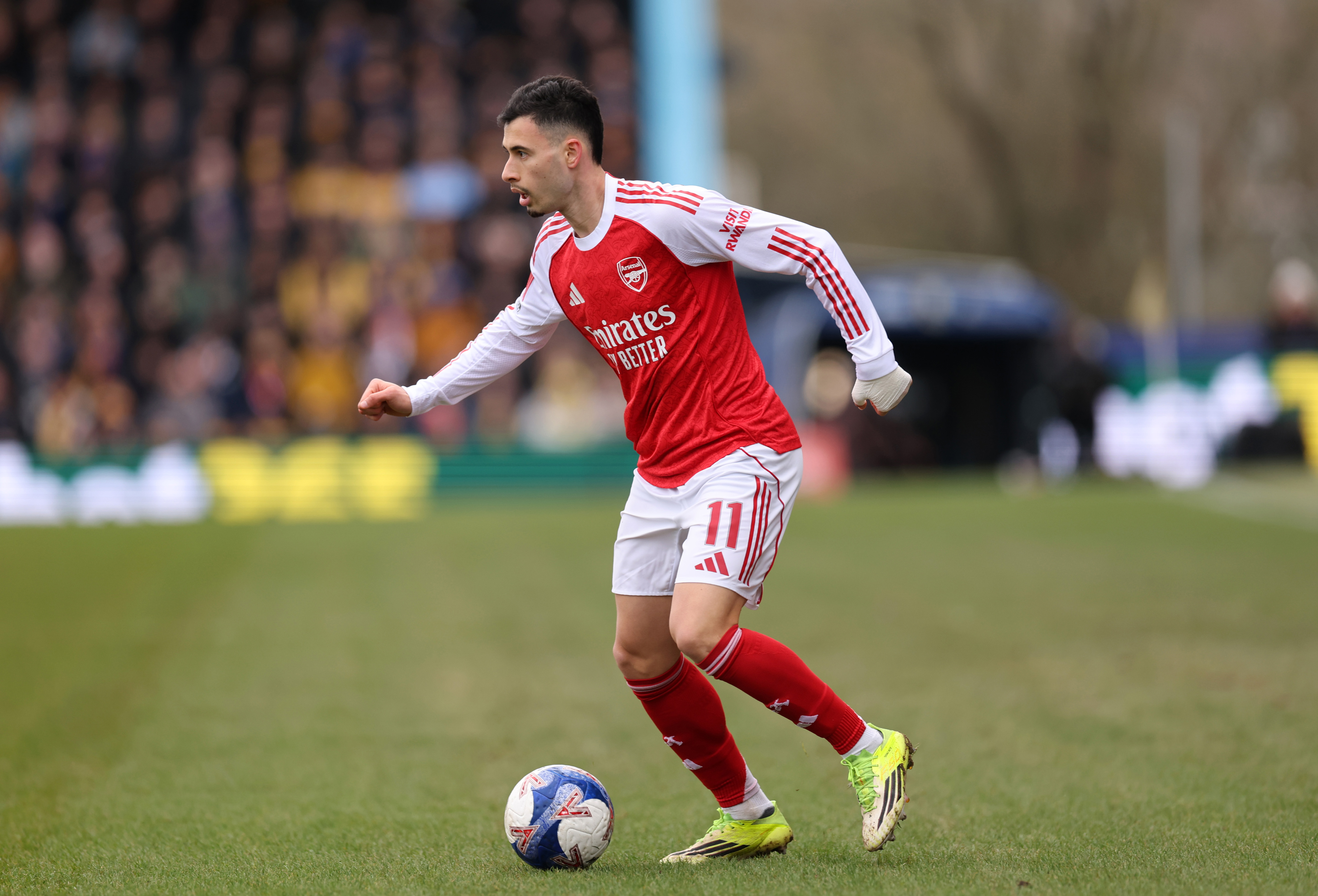 Arsenal forward Gabriel Martinelli drives forward with the ball in the FA Cup