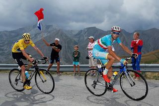 Chris Froome and Vincenzo Nibali at the 2015 Tour de France