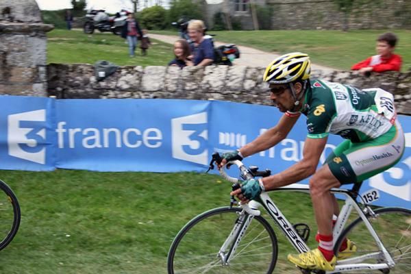 Alex Candelario (Kelly Benefit Strategies-OptumHealth) on the final KOM ascent.