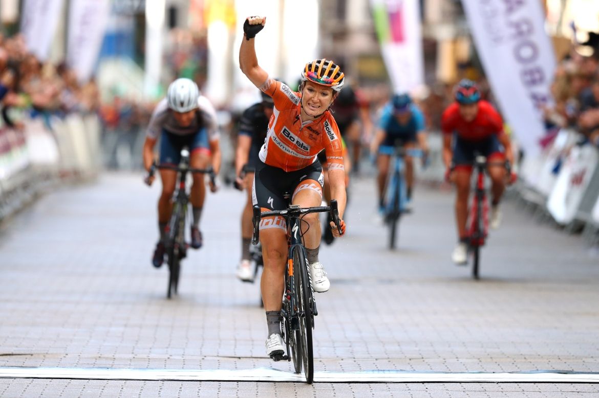 Amy Pieters (Boels Dolmans) wins the stage