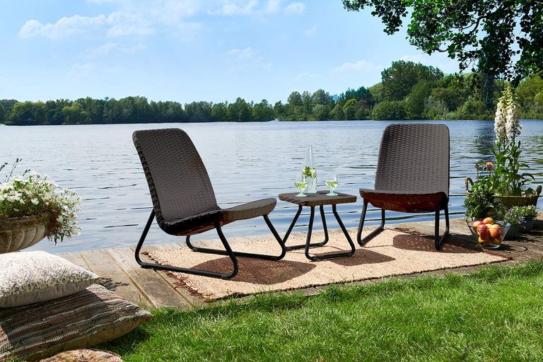 These Patio Furniture S Can Help Spruce Up Your Outdoor Space