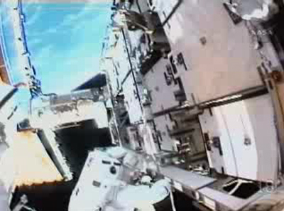 Spacewalkers Add New Batteries to Space Station