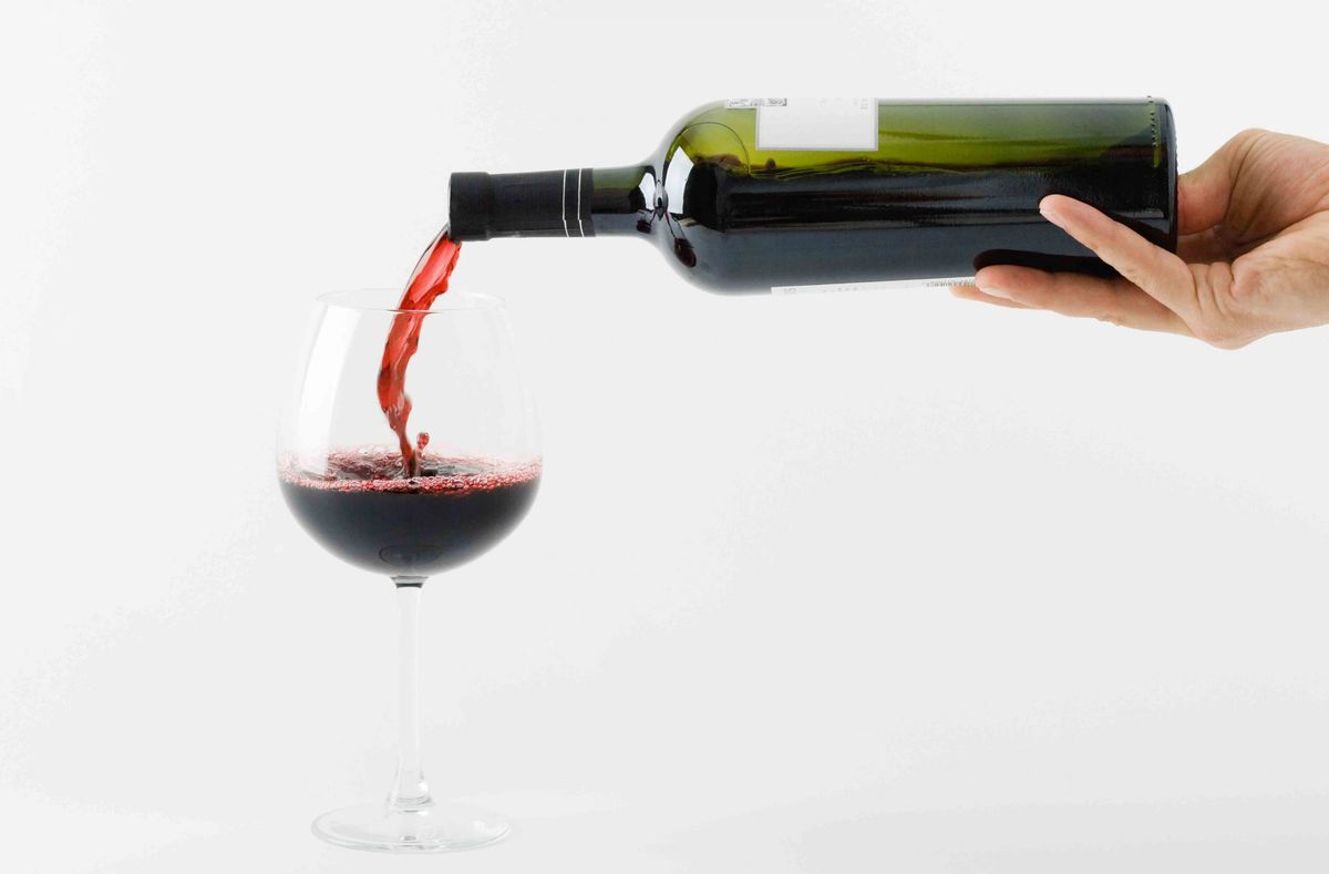 Tesco announce it will start selling smaller wine bottles to help
