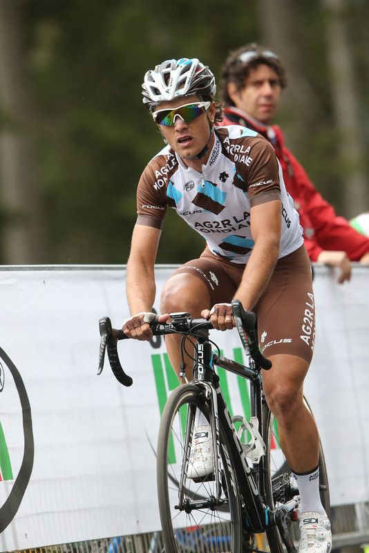 Carlos Betancur (Ag2r) improved his GC position after today