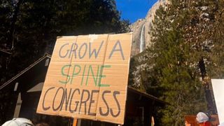 Protest sign in Yosemite against Trump's hiring freeze