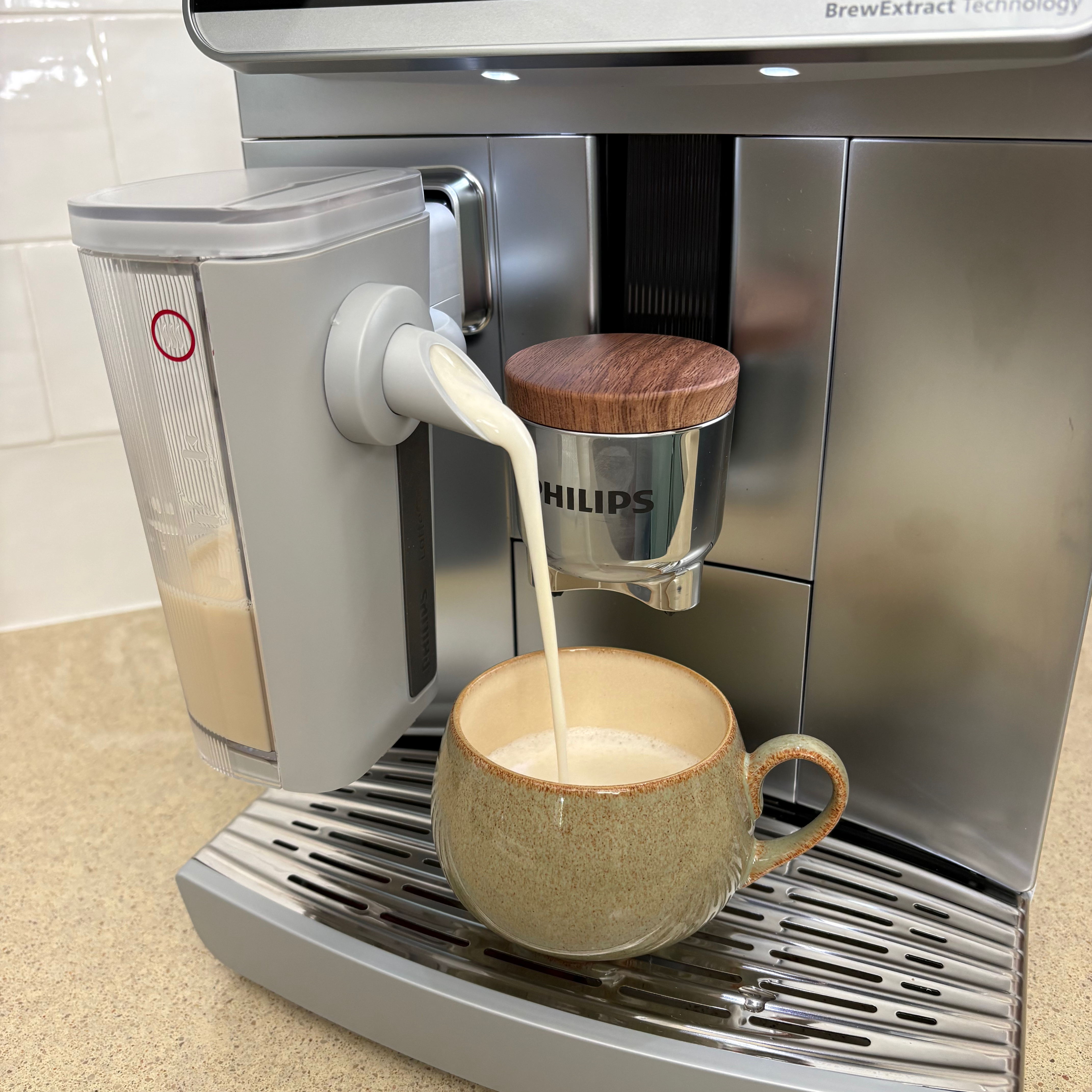 Testing the Philips Aromis coffee machine