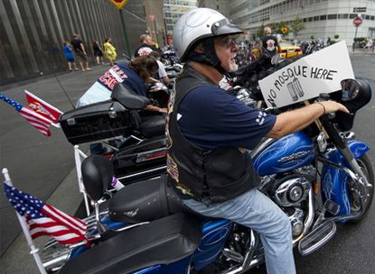 New York mosque protests