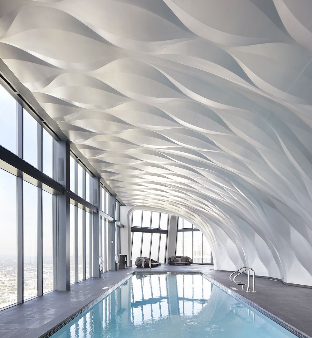 ภายในที่อยู่อาศัยใหม่ของ The Beckhams ซึ่งออกแบบโดย Zaha Hadid ผู้ล่วงลับไปแล้ว