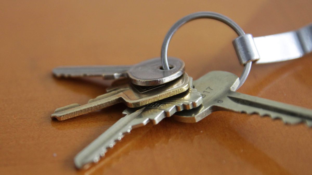 6 ways to remove a cork without a corkscrew Tom's Guide