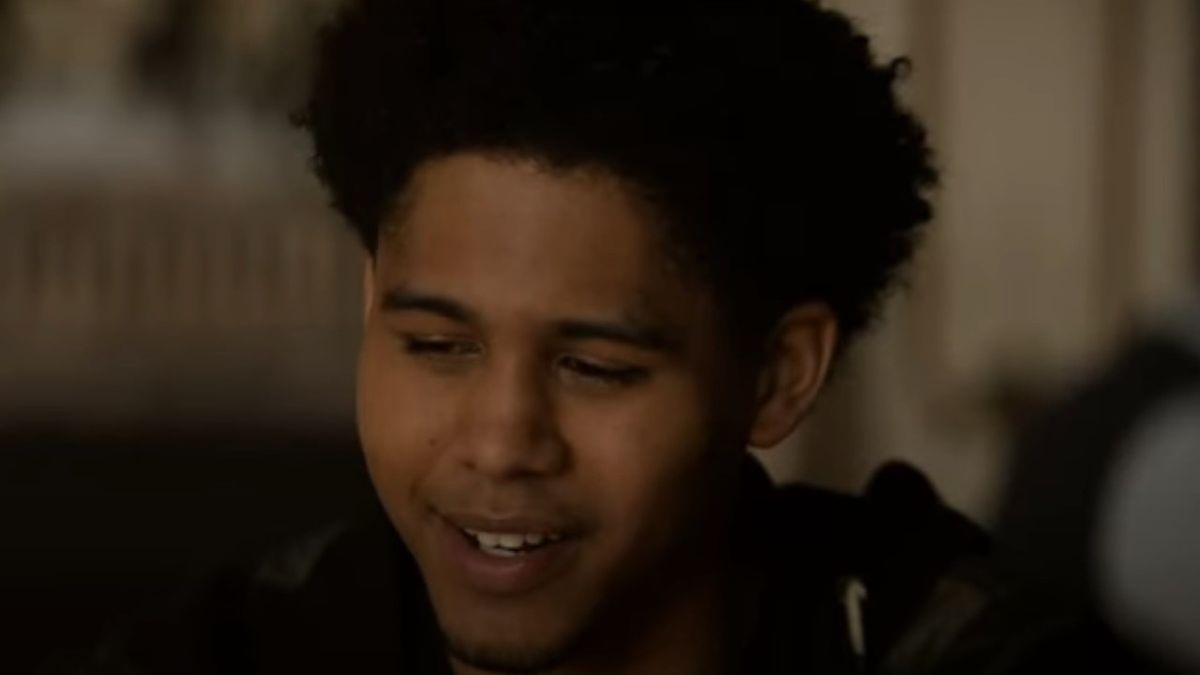 Rhenzy Feliz as Victor, smiling on The Penguin