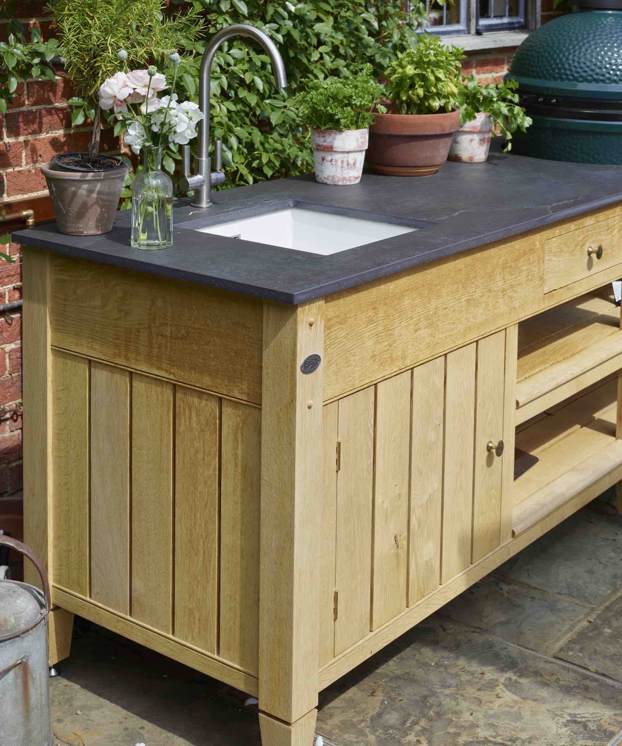 outdoor kitchen with tap and sink