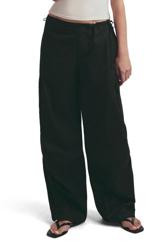 The Low Cotton Cargo Pants