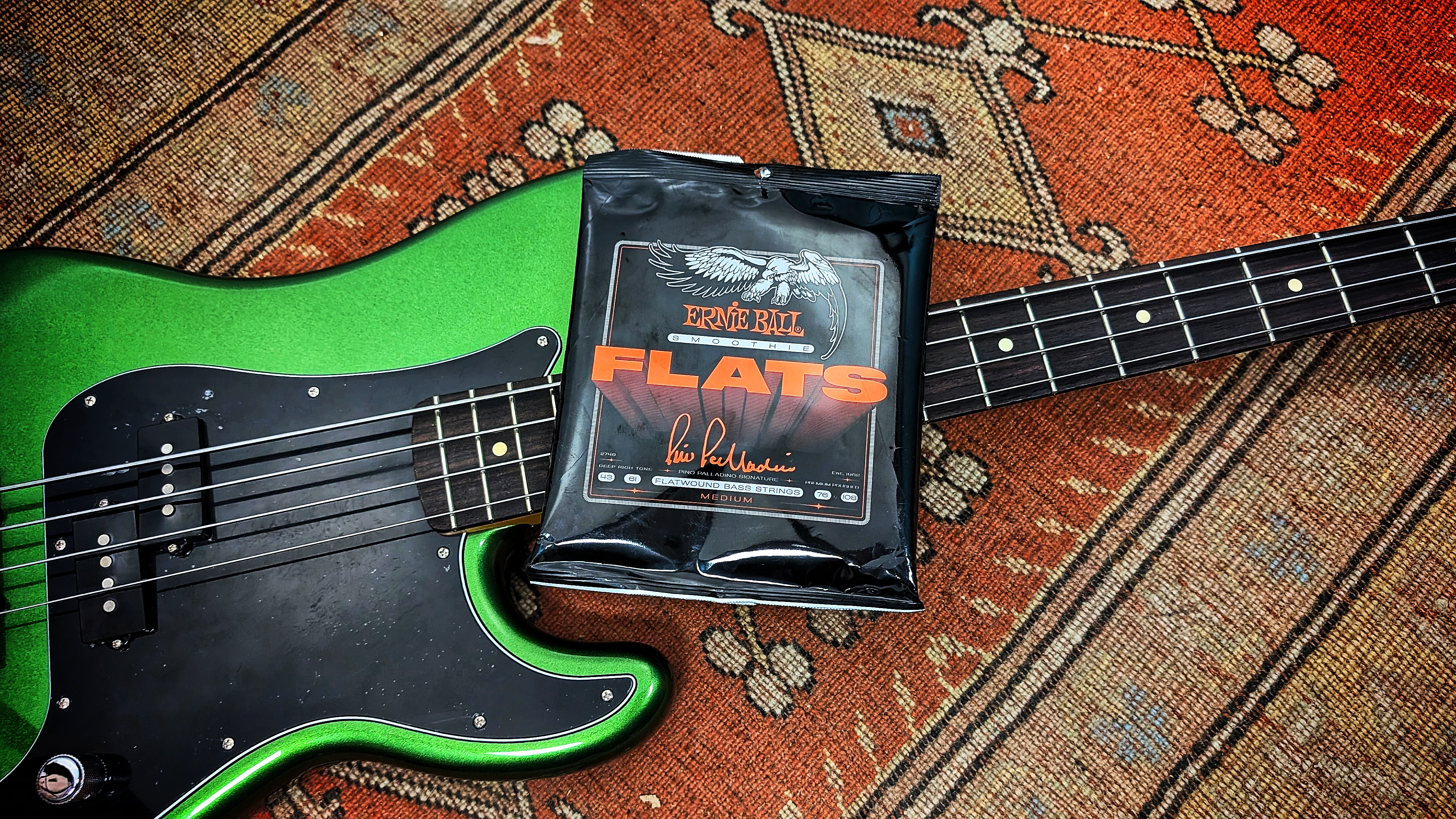 Ernie Ball Pino Palladino Smoothies flatwound bass strings on a Fender Player II Modified Active Precision Bass