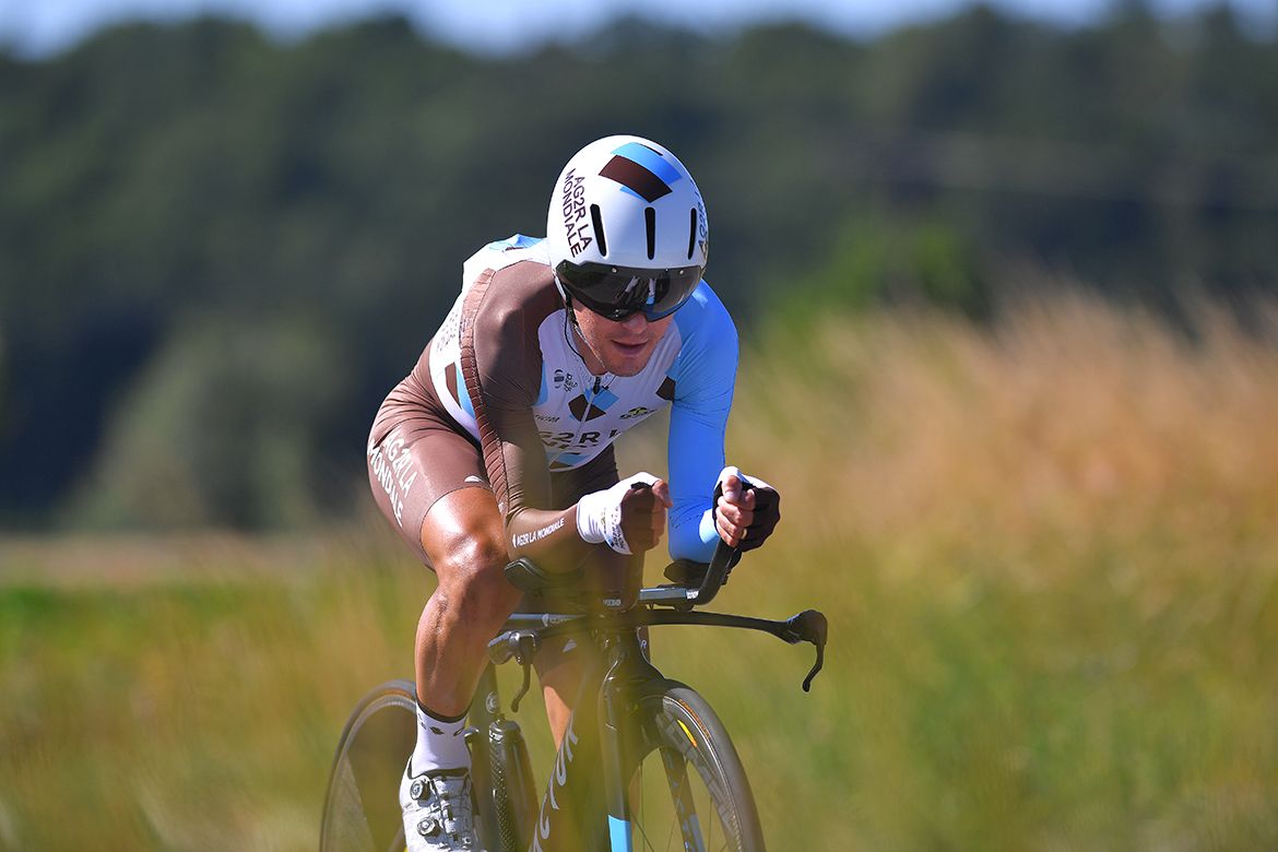 Domenico Pozzovivo (AG2R La Mondiale) slotted into the top 10