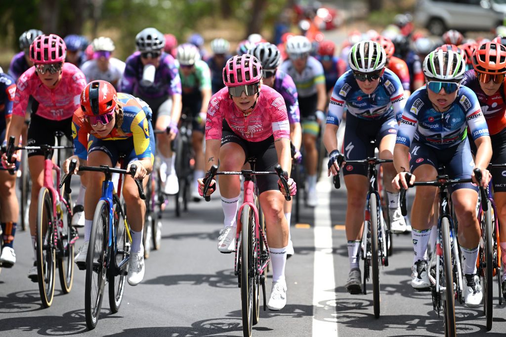 STIRLING AUSTRALIA JANUARY 19 Babette Van Der Wolf of The Netherlands and Team EF EducationOatly C competes during the 9th Santos Womens Tour Down Under 2025 Stage 3 a 1059km stage from Stirling to Stirling 444m UCIWWT on January 19 2025 in Stirling Australia Photo by Dario BelingheriGetty Images