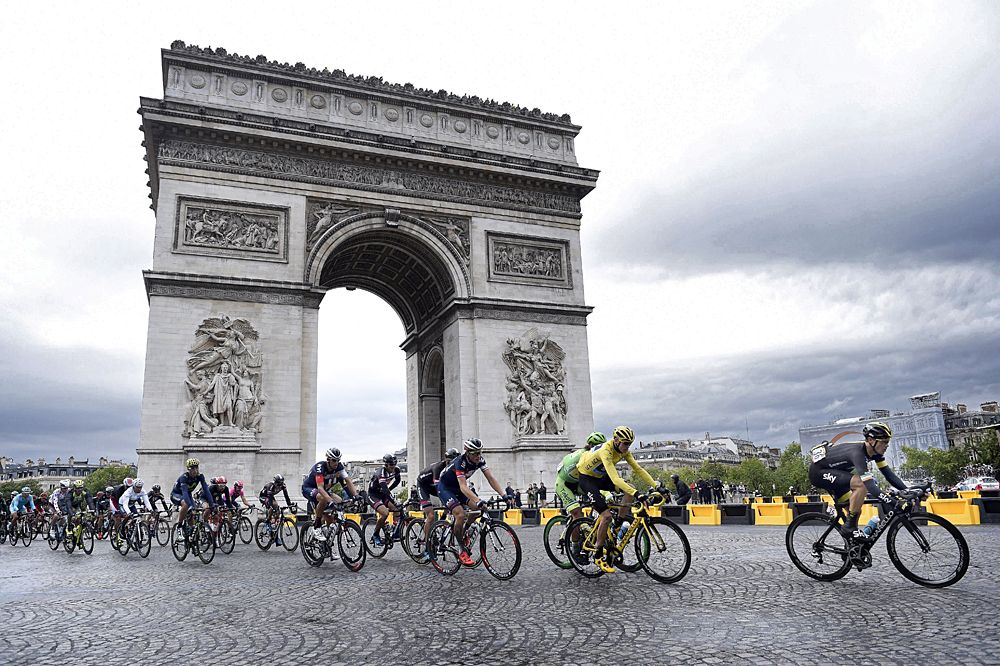 Froome on the Champs-Elysees