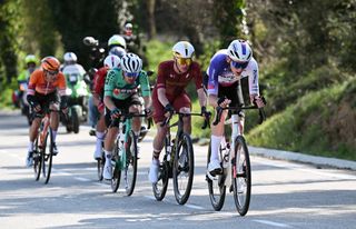 Volta a Catalunya stage 1 LIVE: Breakaway gets organised and is putting pressure back on peloton