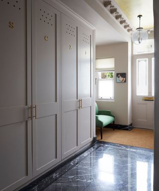 Entryway with storage