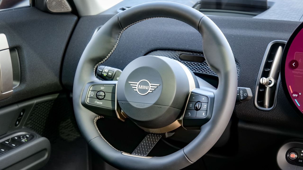 2025 Mini Cooper Countryman SE All4 review.