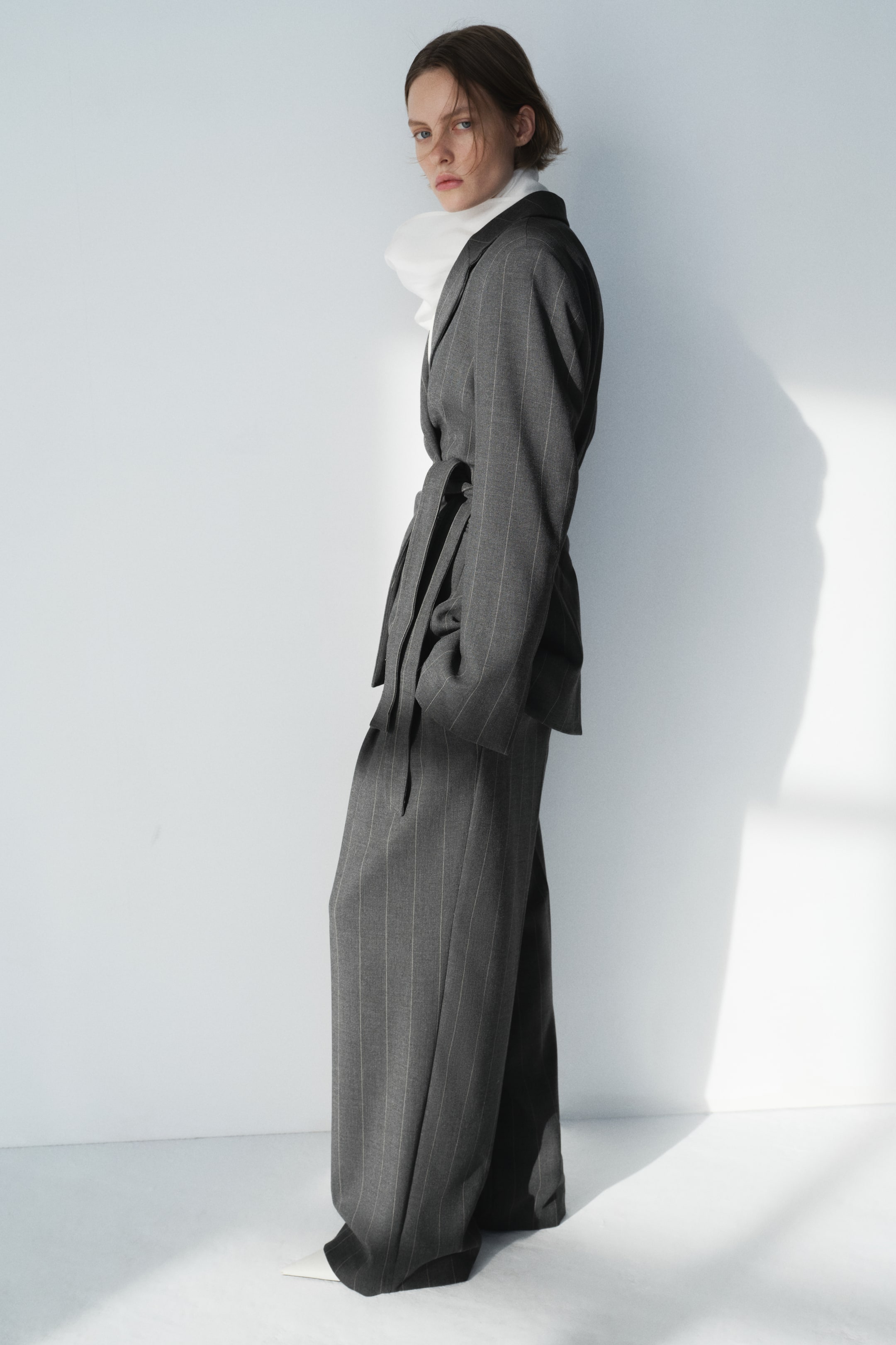 Dress Pants - Dark Gray/pinstriped