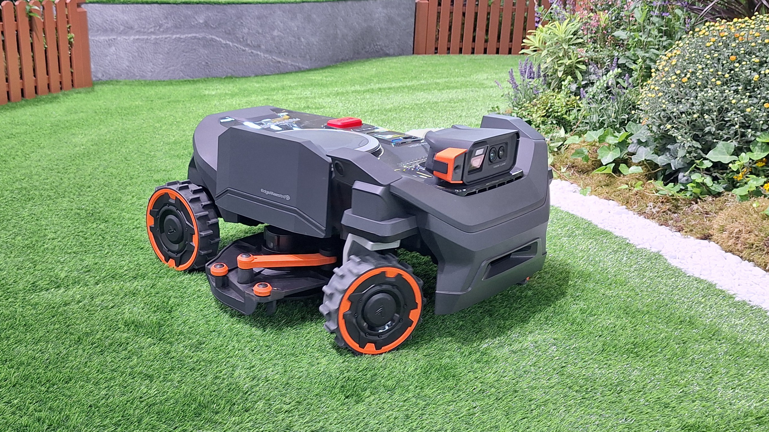 Segway Navimow Lawnbot on show at IFA