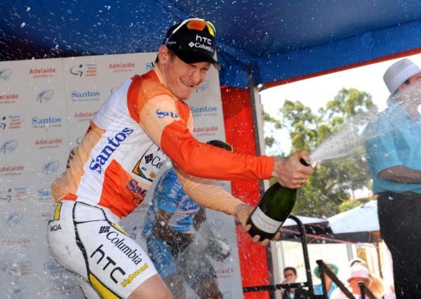 Andr&eacute; Greipel (HTC-Columbia) unleashes with the champers