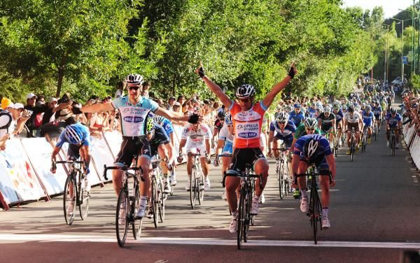 Francesco Chicchi and Tom Boonen celebrate an Omega Pharma-Quick Step one-two in Juana Koslay.
