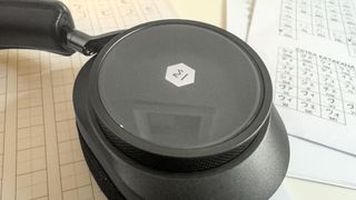 Master & Dynamic MW75 Neuro earcup