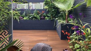 composite decking with plants