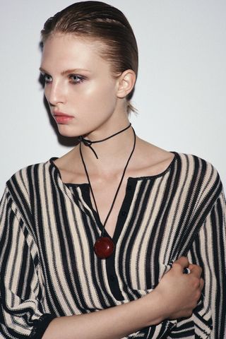 ckeJ27hxgqj986SfDz2cEY-320-80 12 شراء Zara New in Zara الذي سيتم بيعه أولاً