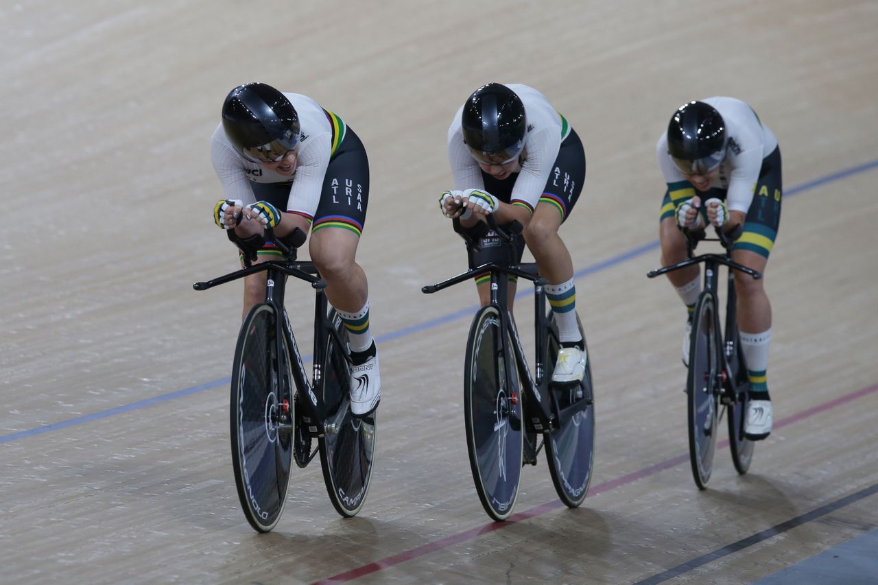 Australia en route to gold