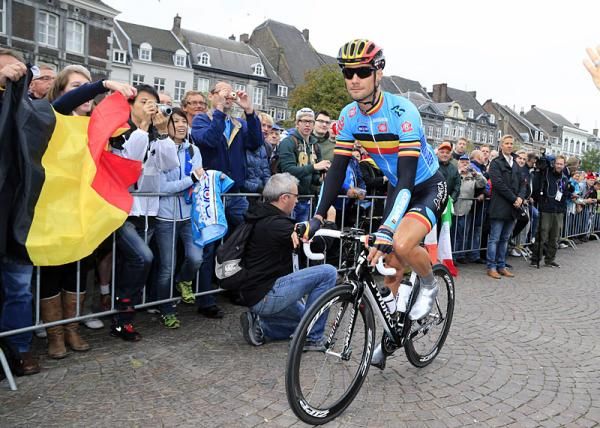 Tom Boonen (Belgium) is on form and may add another world title to his palmares at the day's conclusion.
