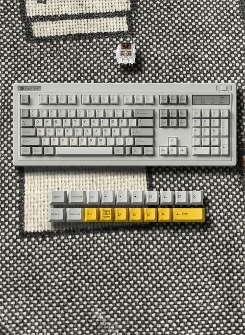 R6 Retro Wireless Mechanical Keyboard