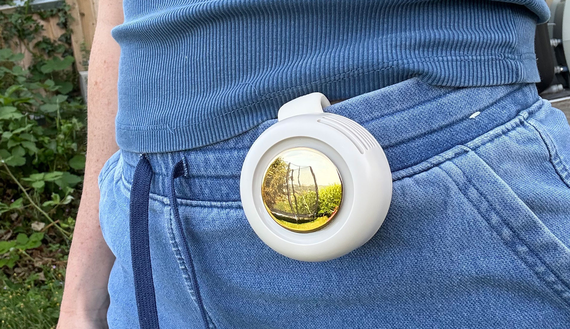 Clip-on fan