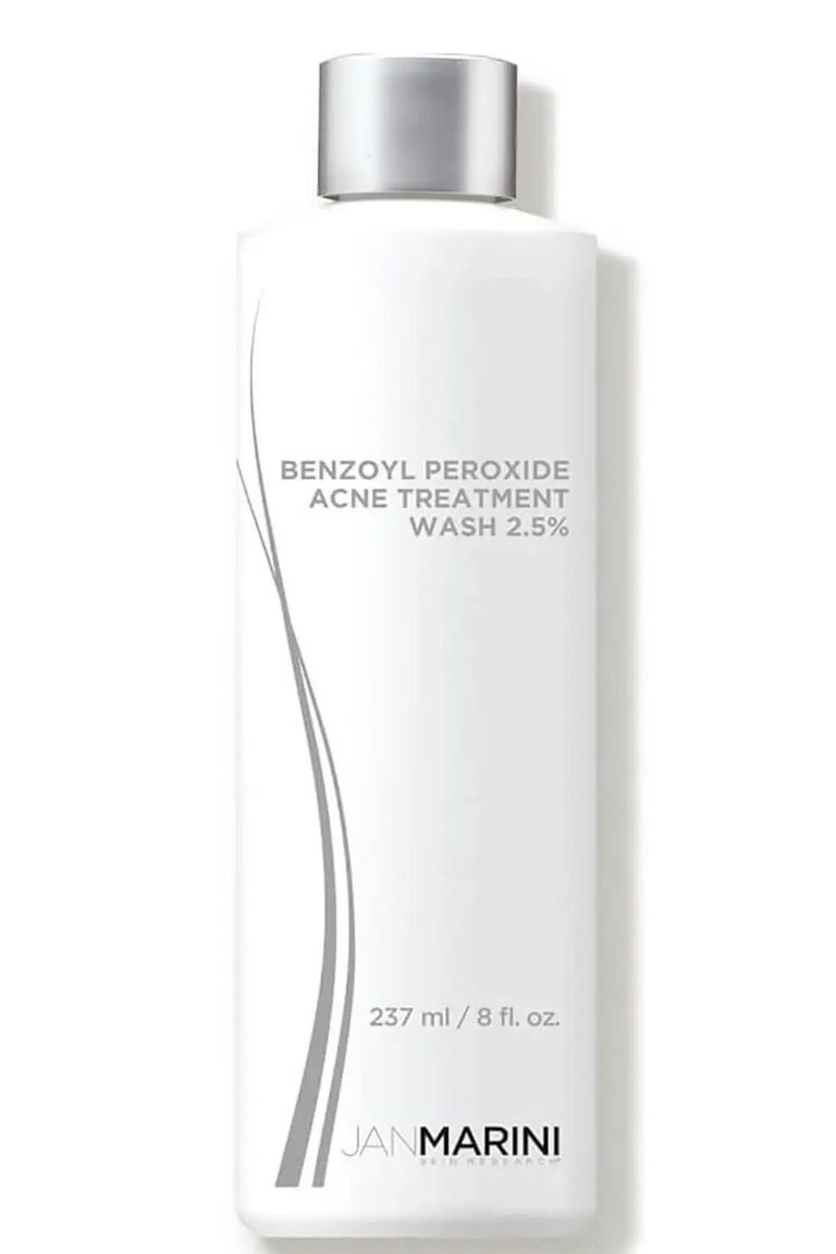 Benzoyl Peroxide vs. Salicylic Acid Which Should You Use for Acne