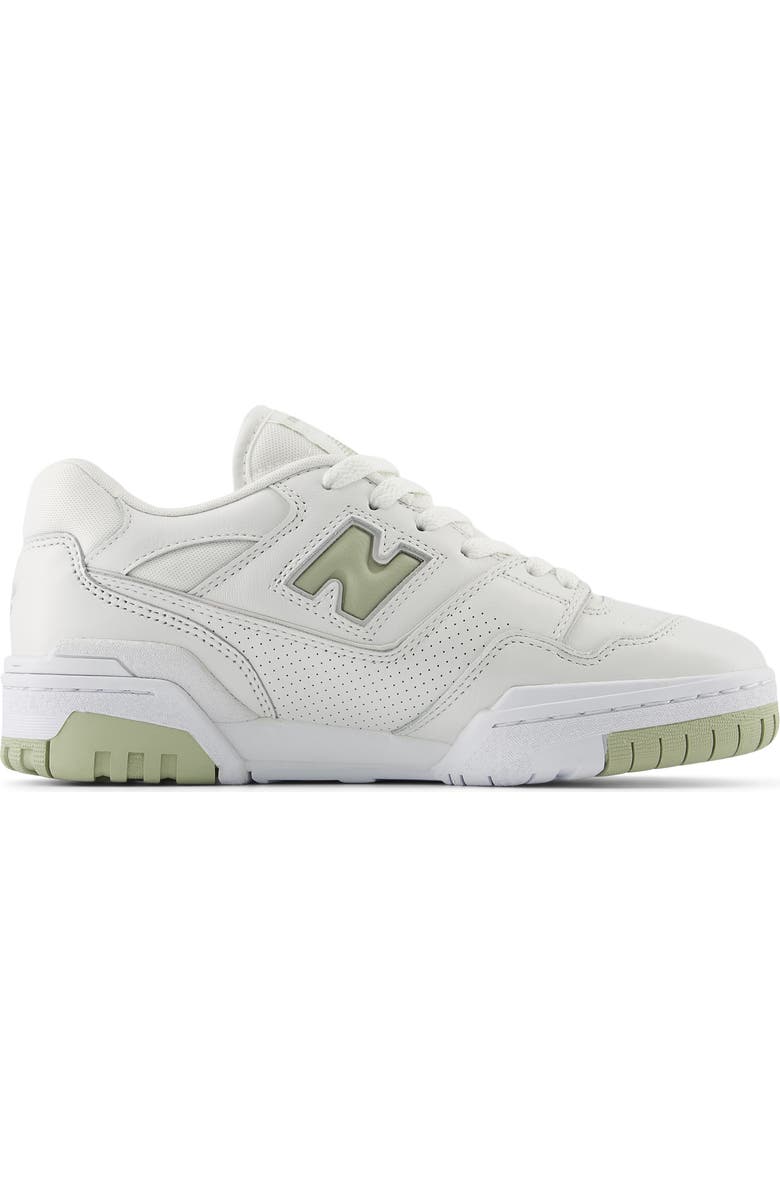 550 Basketball Sneaker