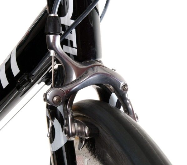 Excellent Shimano Dura-Ace brakes add to the Quantum's air of confidence