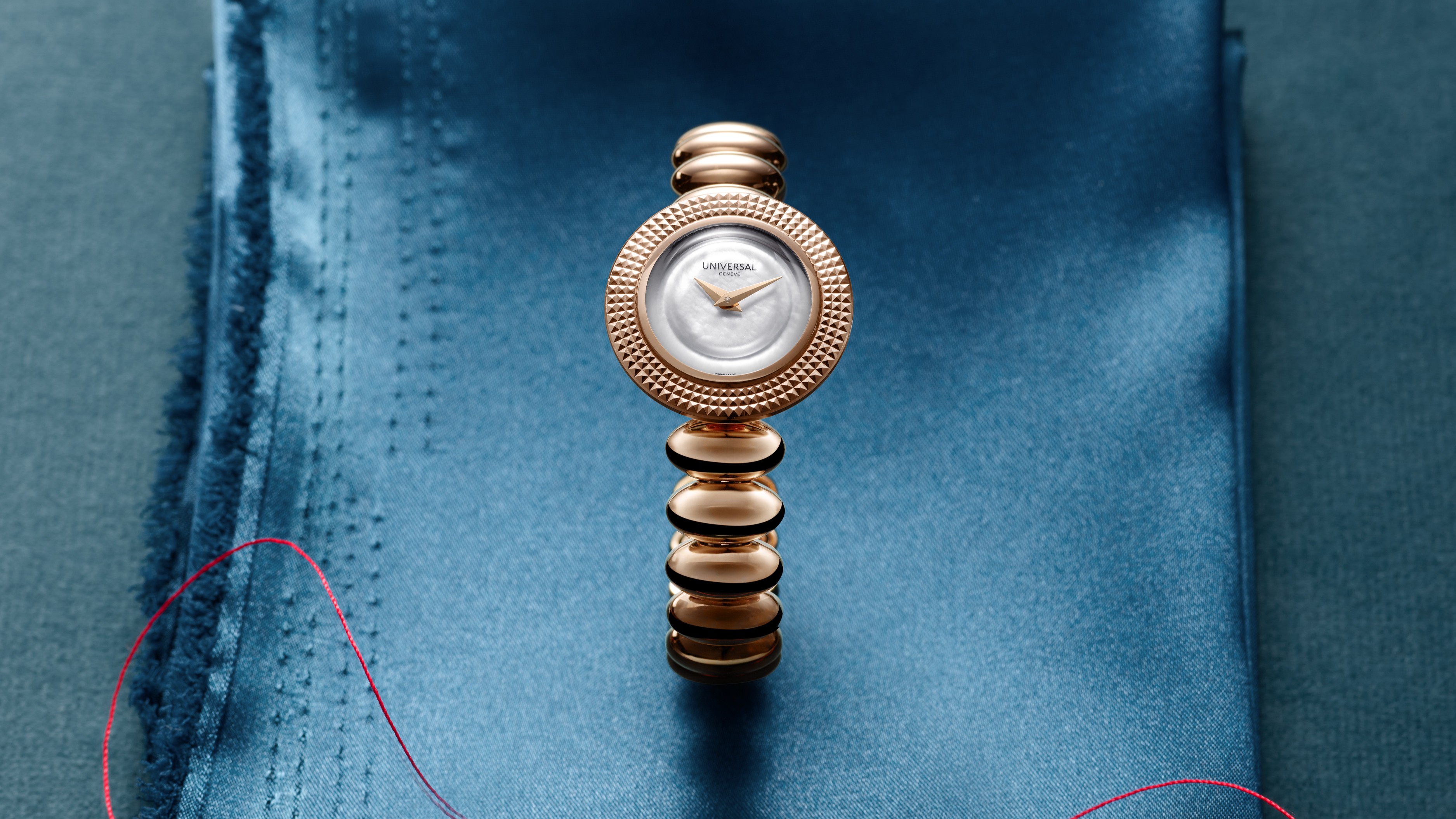 Universal Gen&amp;egrave;ve Disco Mini