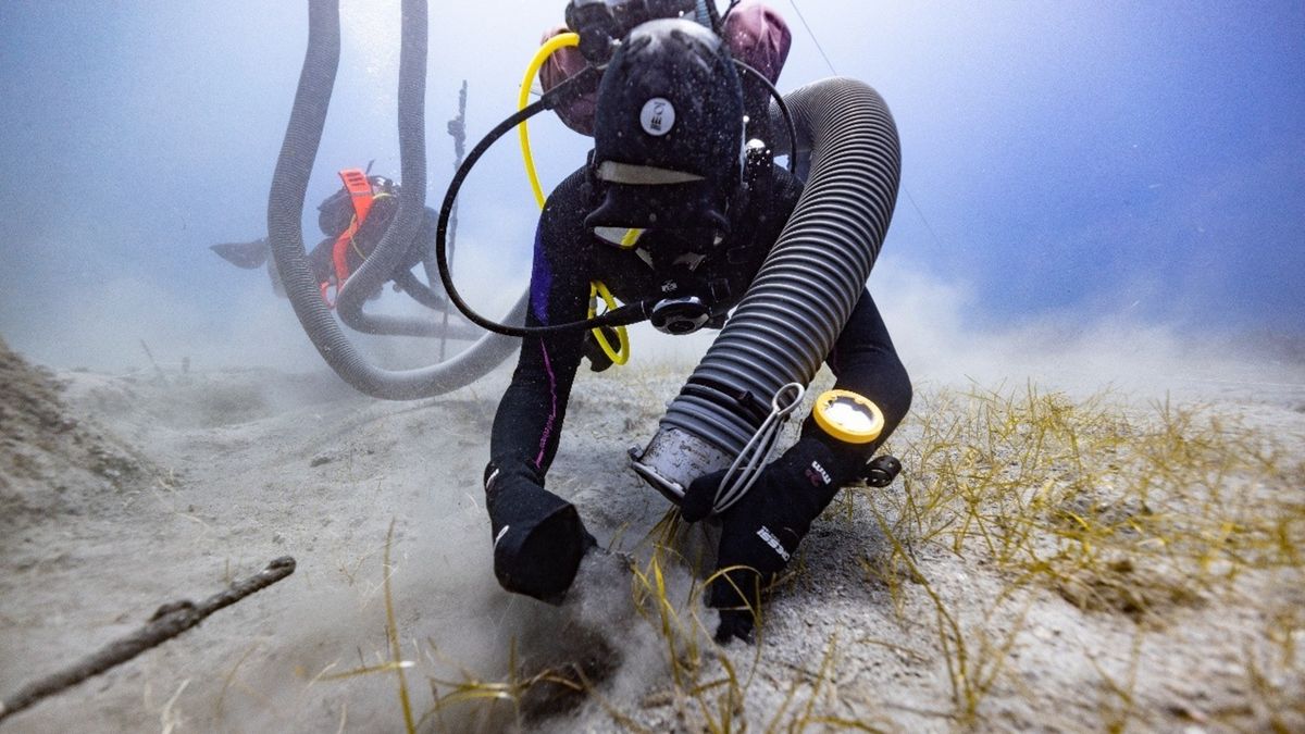 Divers find marble treasure from Athens' Acropolis in Lord Elgin's shipwrecked brig at the bottom of the Aegean Sea