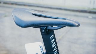 Van Vleuten's world champions bike with new Fizik saddle