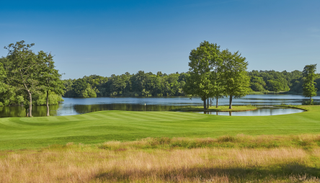 Bearwood Lakes golf course pictured