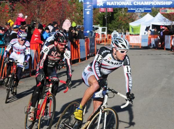Jesse Anthony (Team Jamis) leading a group on the pavement.