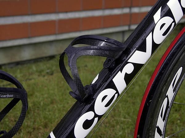Cerv&eacute;lo's 'squoval'-shaped tubes