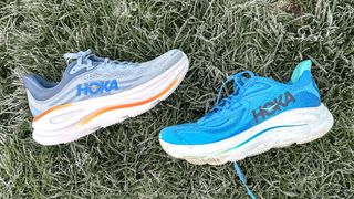 Hoka Bondi 9 và Hoka Clifton 10