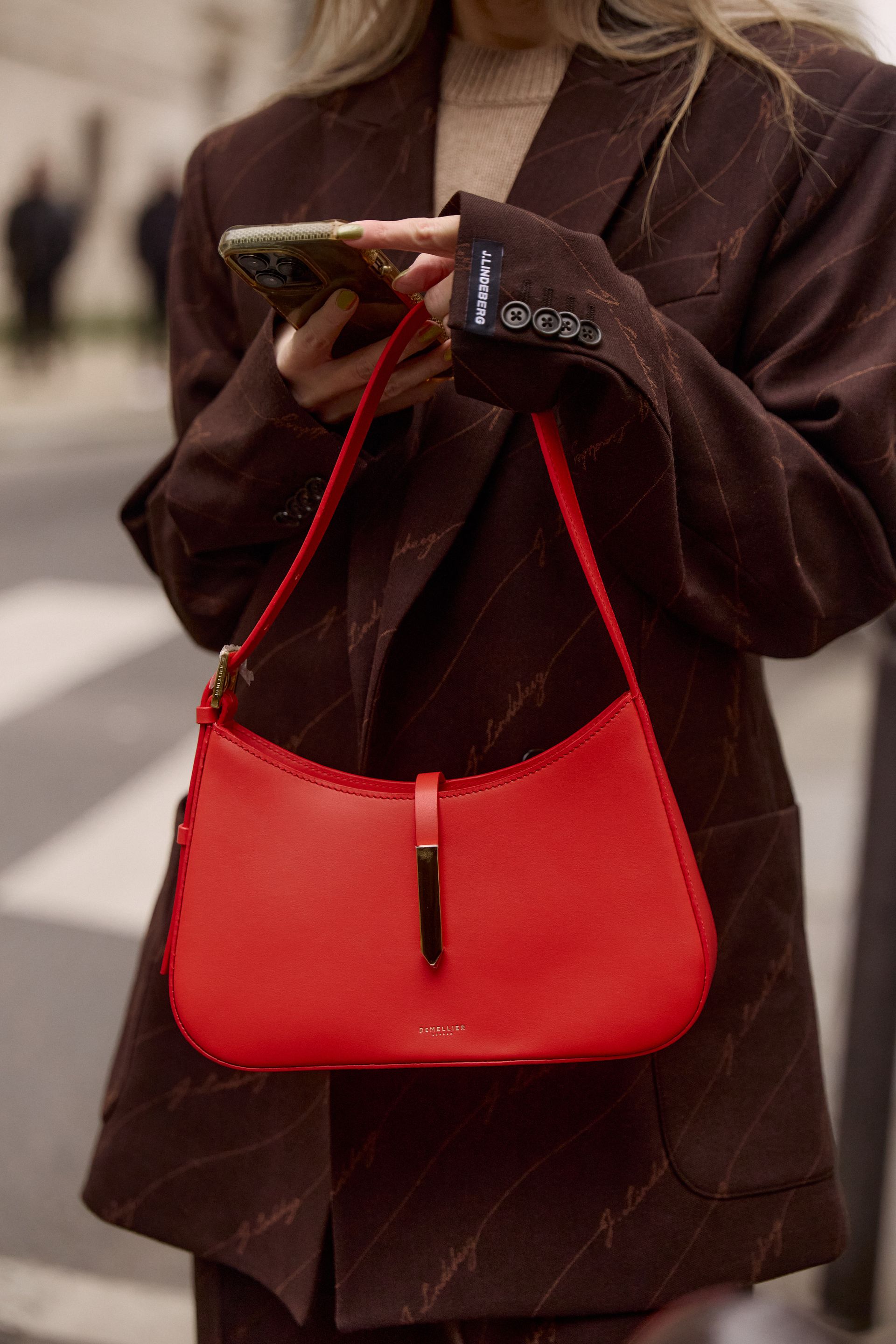 missing-image 6 اتجاهات لأسلوب الشارع نستعين بها من أسبوع الموضة في باريس