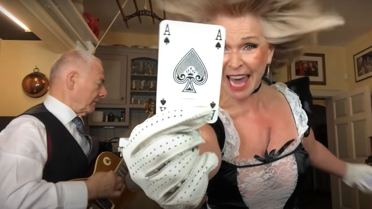 Toyah and Robert Fripp perform Ace Of Spades by Motorhead