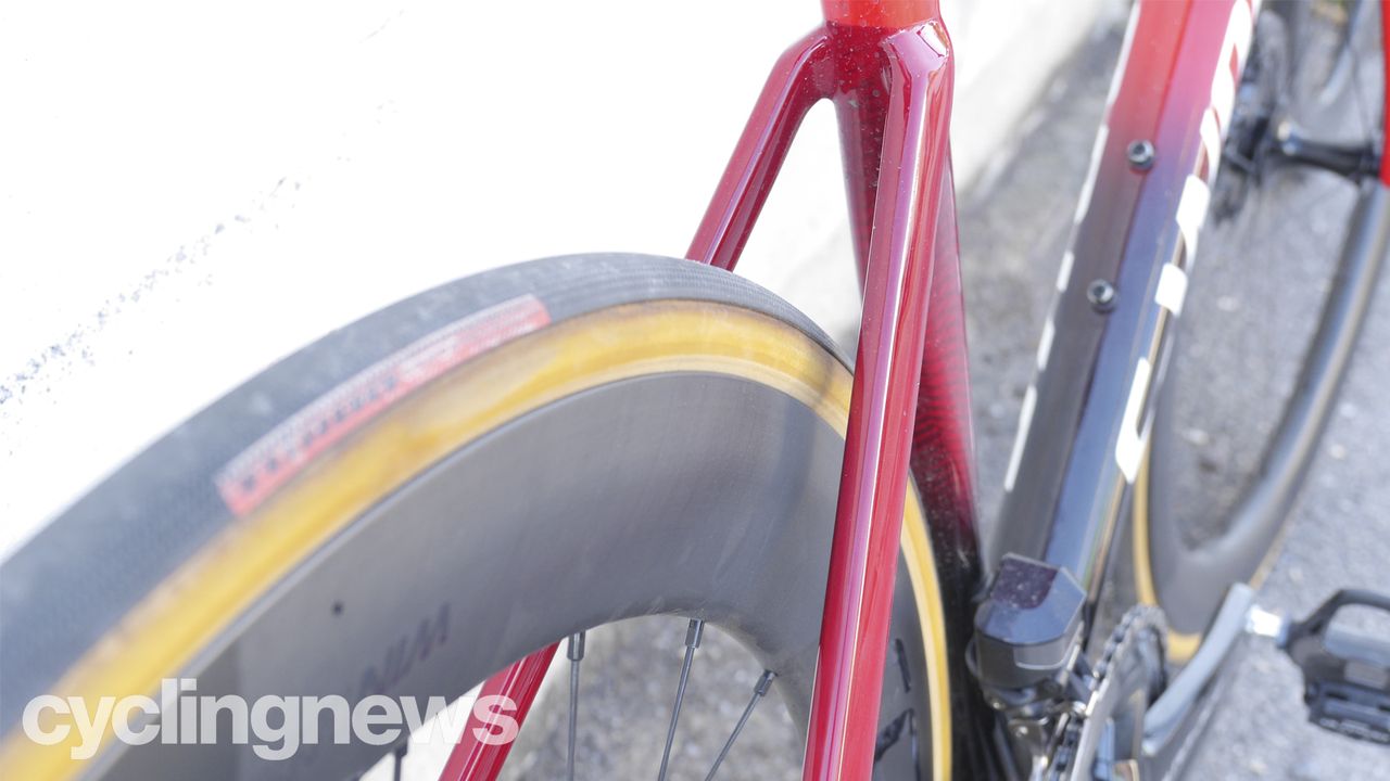 Specialized Tarmac SL6 vs SL7