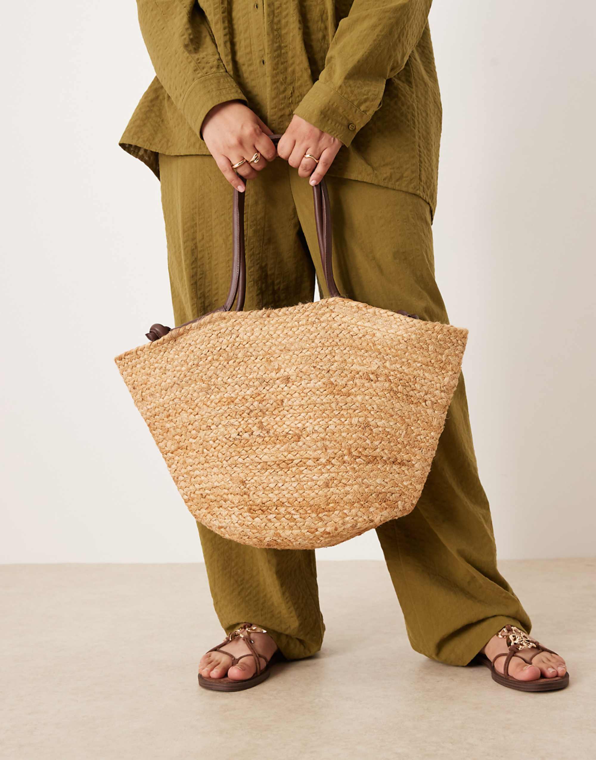 Accessorize Jute Basket Bag in Neutral
